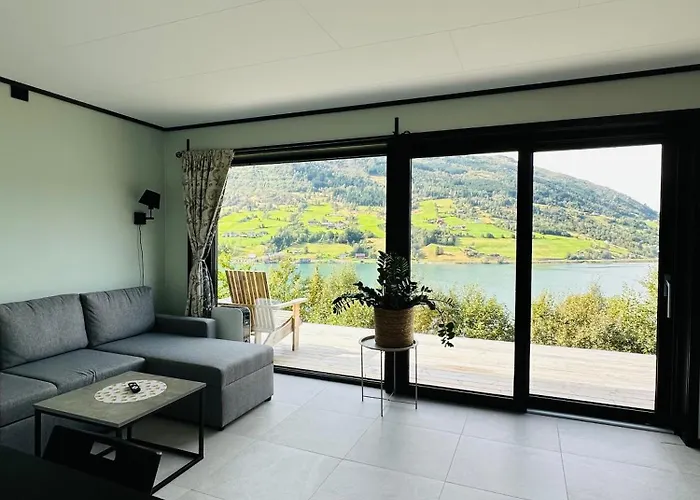 With Panorama View أولدن