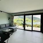 With Panorama View オルデン